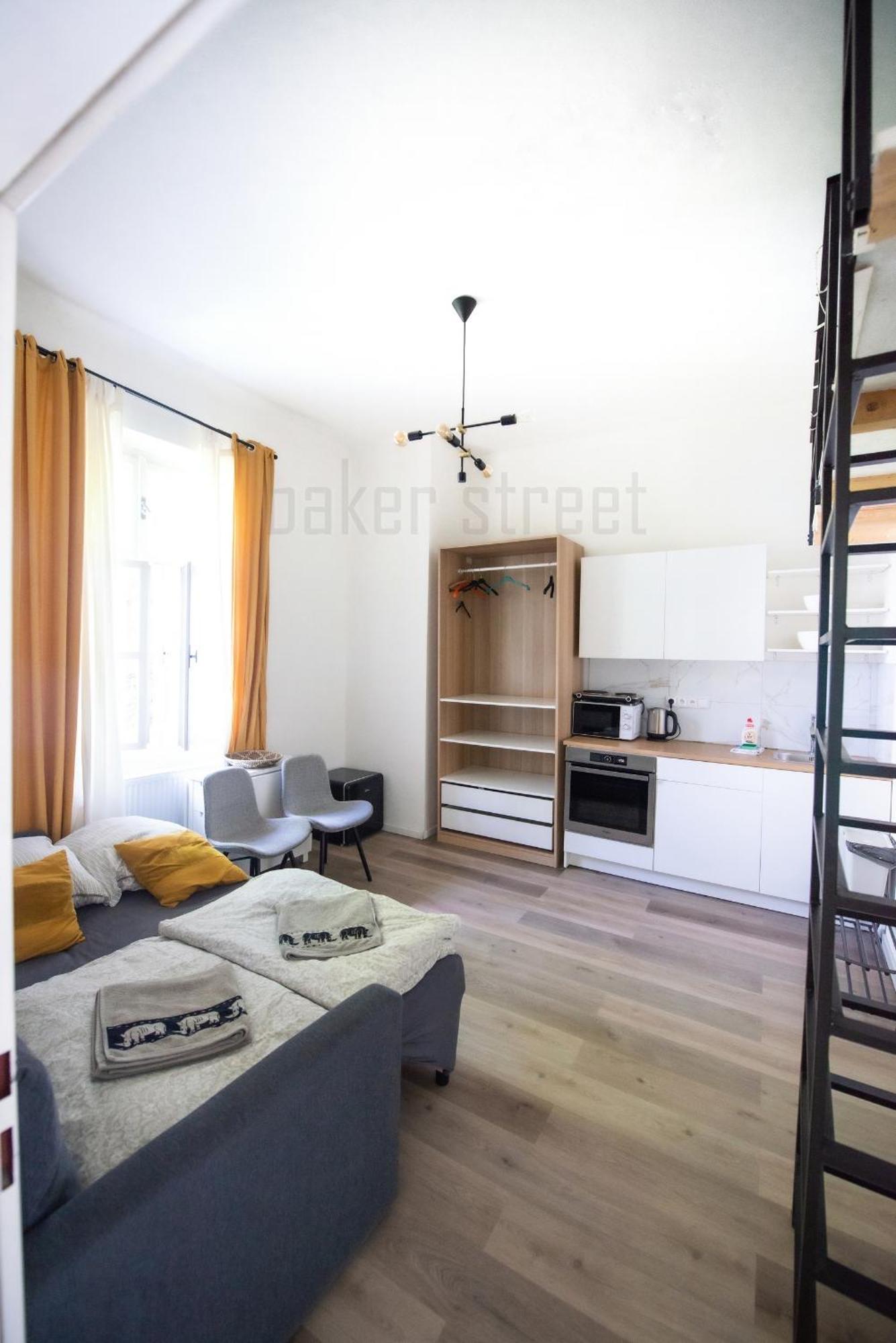 Storey Apartment Close To Metro Palmovka Praha Eksteriør bilde