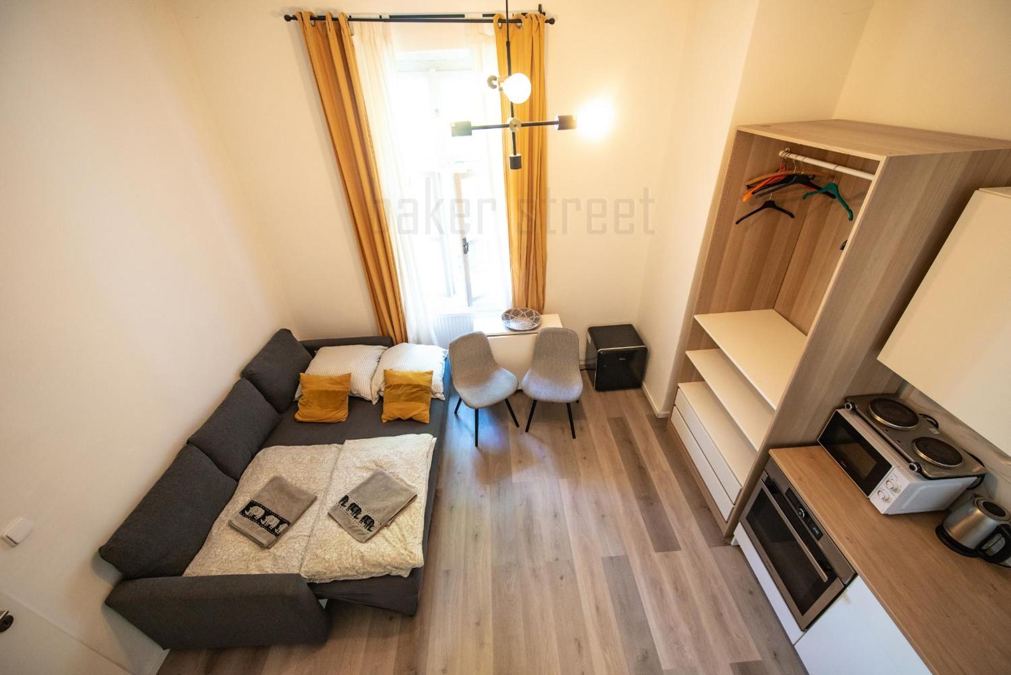 Storey Apartment Close To Metro Palmovka Praha Eksteriør bilde